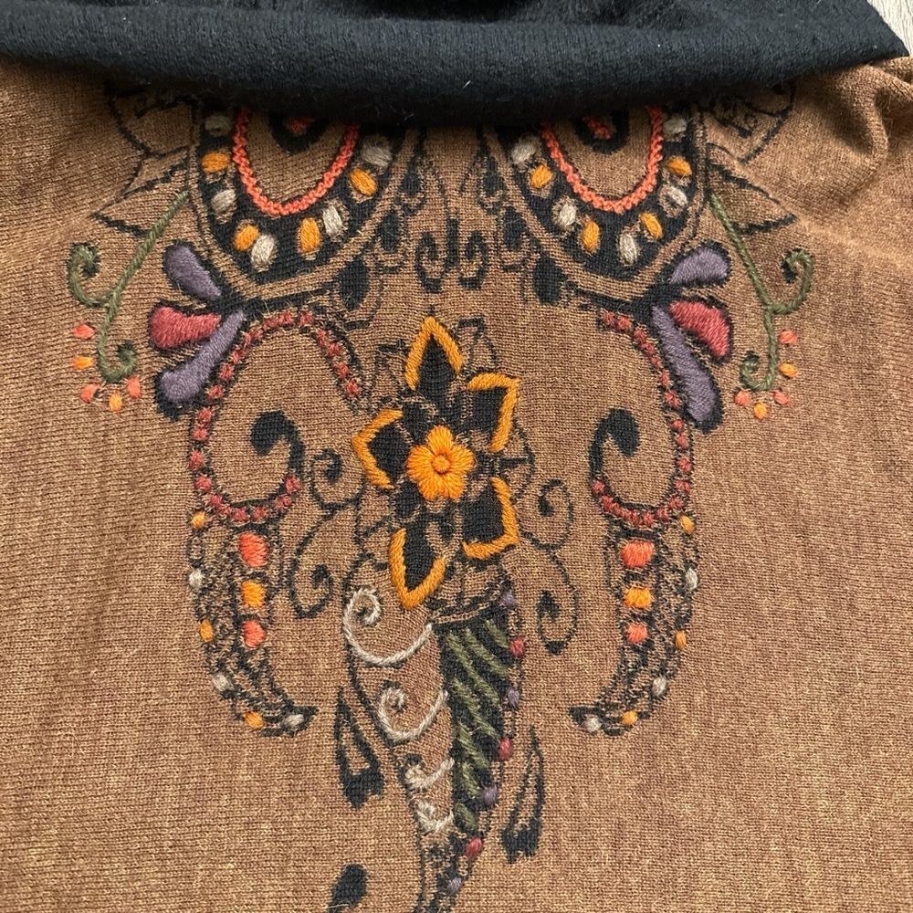 Peruvian Imports 100% alpaca Brown Cowl Neck sweater with Embroidered Design M - Picture 4 of 7